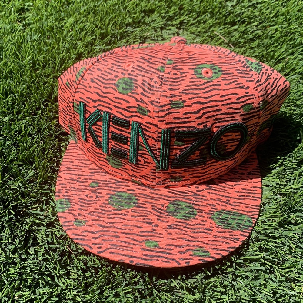 Kenzo hat